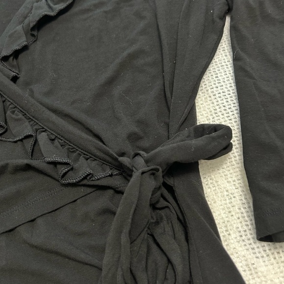 Ann Taylor Women’s Faux Wrap Black Top
Size L - Picture 3 of 8